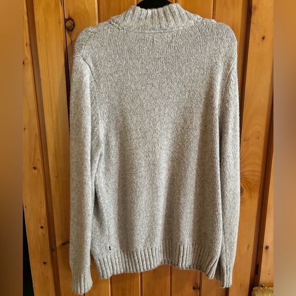 Nautica Men’s Long-Sleeve Off-White/Light Gray Sweater - Picture 8 of 9